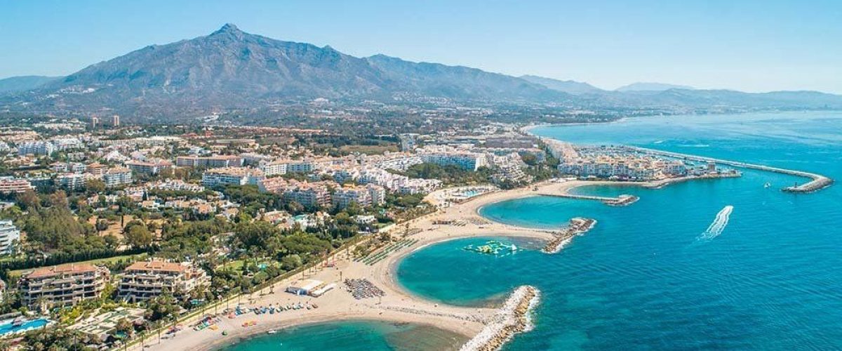 Vista aérea de las playas de Marbella